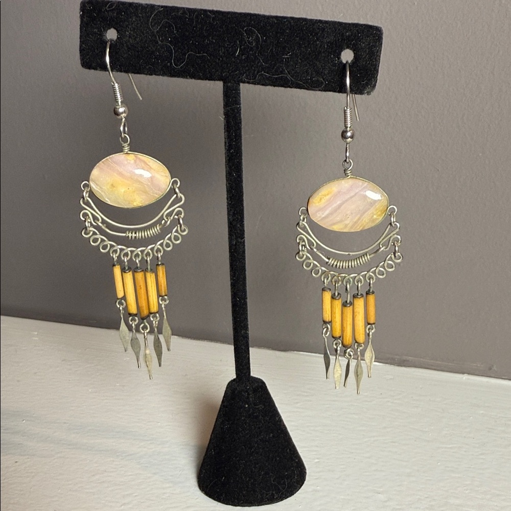 Chic Silver Boho 1990’s Artesian Dangle Earrings